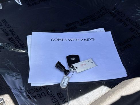 Used 2023 Cadillac XT6 Sport w/ Technology Package AWD/4WD image 20