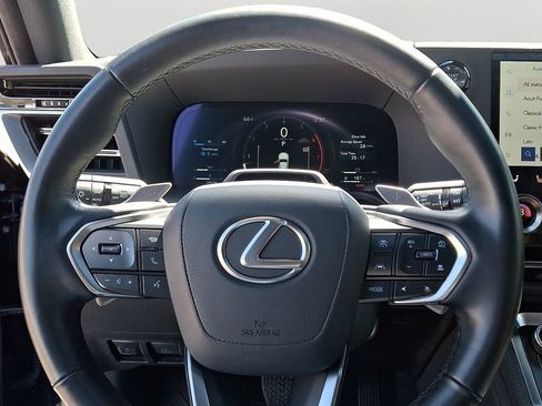 Used 2024 Lexus GX 550 w/ Cold Area Package AWD/4WD image 21