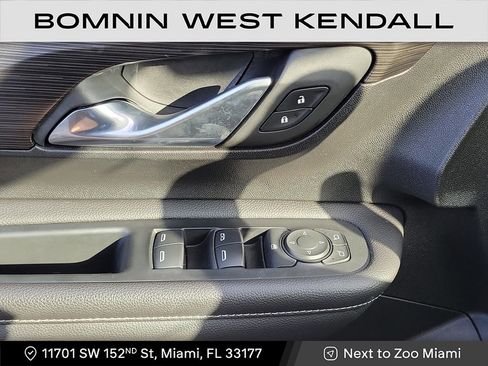 Used 2022 GMC Terrain SLE image 27