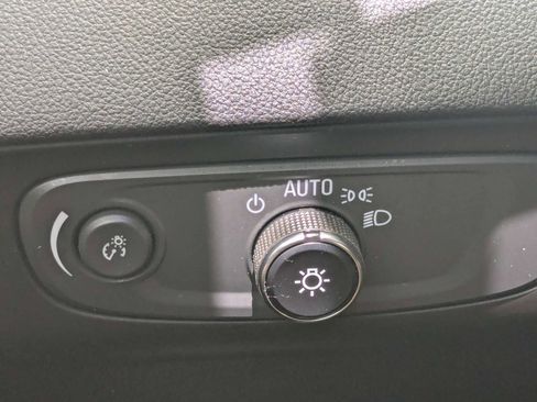 Used 2019 Buick Enclave Premium w/ Experience Buick Package FWD image 34