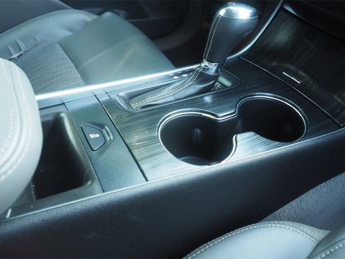 Used 2017 Chevrolet Impala LT image 26