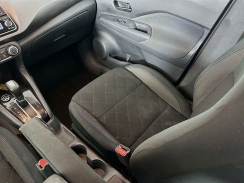 Used 2020 Nissan Kicks S image 22