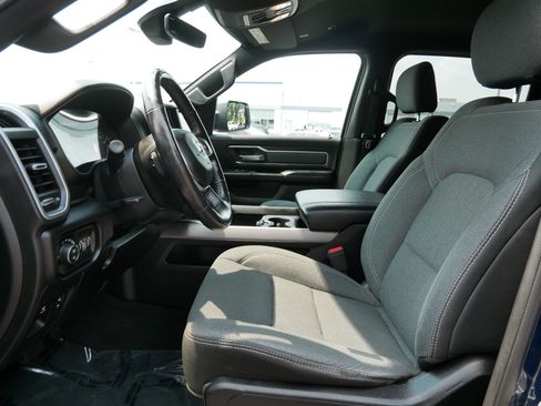 Used 2019 RAM 1500 Big Horn AWD/4WD image 32