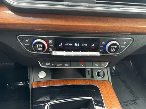 Used 2023 Audi Q5 2.0T Premium Plus w/ Premium Plus Package image 14