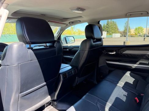 Used 2017 Toyota Tundra Platinum AWD/4WD image 31