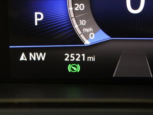 Used 2024 Volkswagen Taos SE AWD/4WD image 11