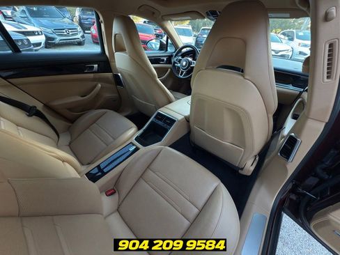 Used 2020 Porsche Panamera 4 AWD/4WD image 36