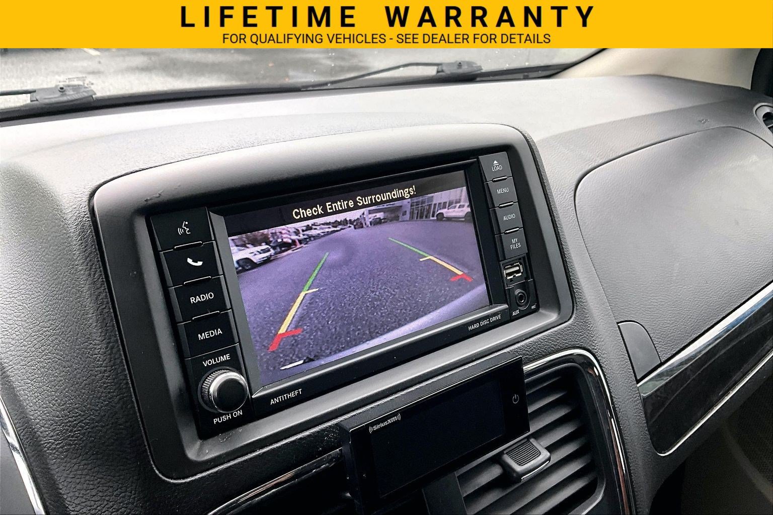 Used 2018 Dodge Grand Caravan SE FWD image 27