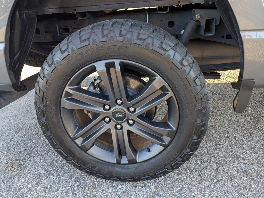 Used 2021 Ford F150 Lariat w/ Equipment Group 502A High AWD/4WD image 14