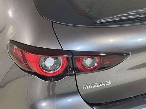 Used 2023 MAZDA MAZDA3 s FWD image 12