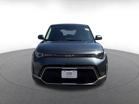 Used 2025 Kia Soul LX w/ LX Technology Package FWD image 4