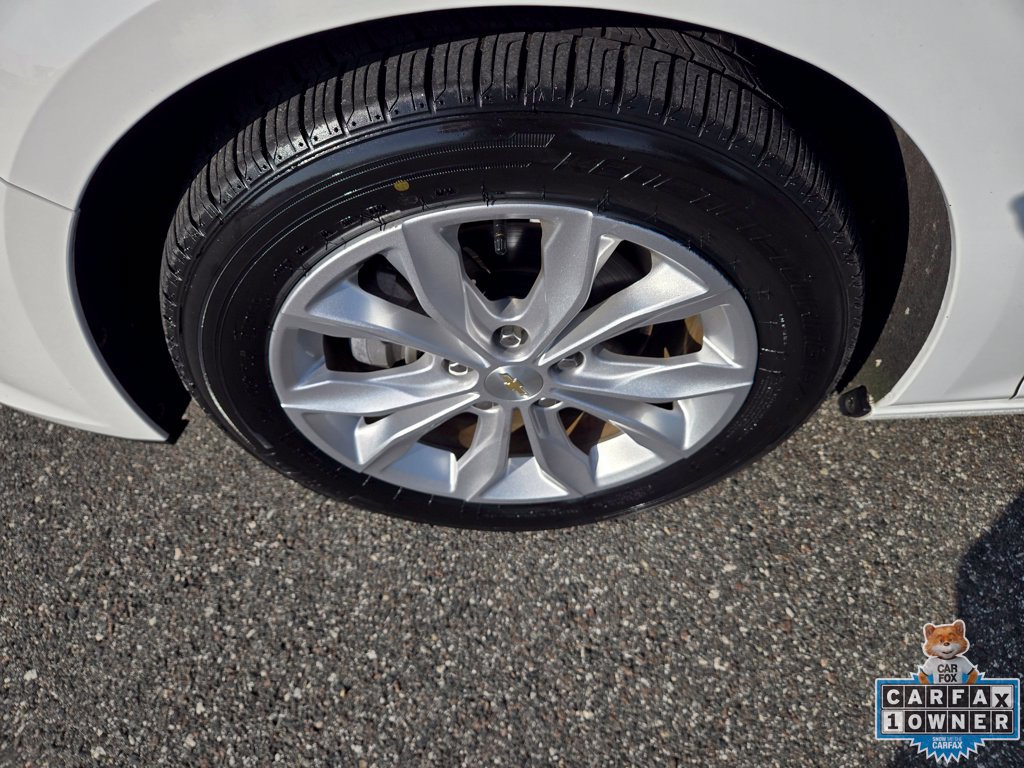 Used 2025 Chevrolet Malibu LT FWD image 13