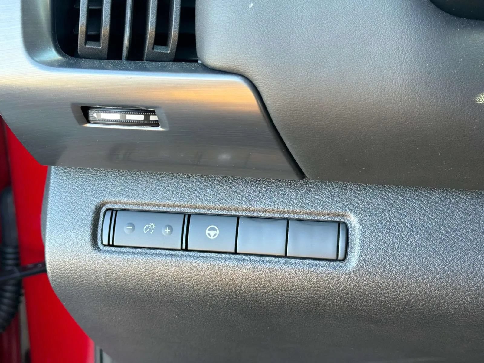 Used 2024 Nissan Pathfinder Rock Creek AWD/4WD image 27