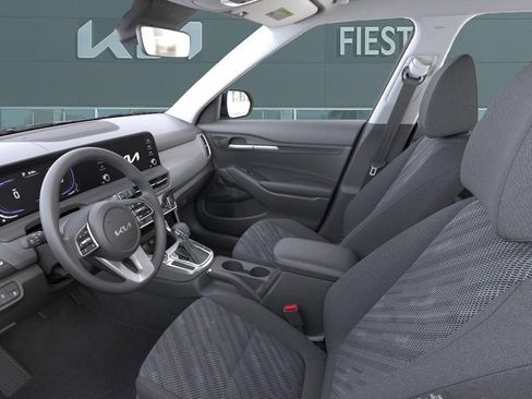 New 2026 Kia Seltos LX image 17