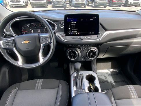 Used 2024 Chevrolet Blazer LT image 15