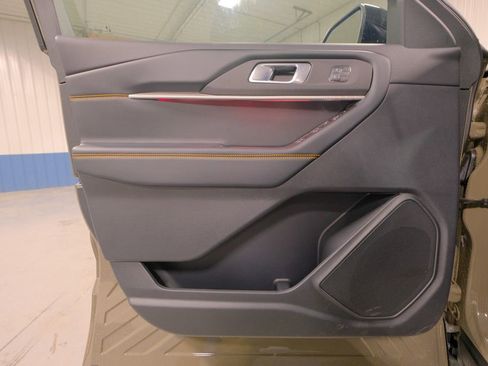 New 2026 Ford Explorer Tremor w/ Tremor Convenience Package image 22