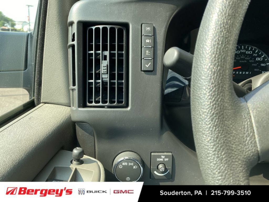 Certified 2025 Chevrolet Express 2500 w/ Driver Convenience Package RWD image 21