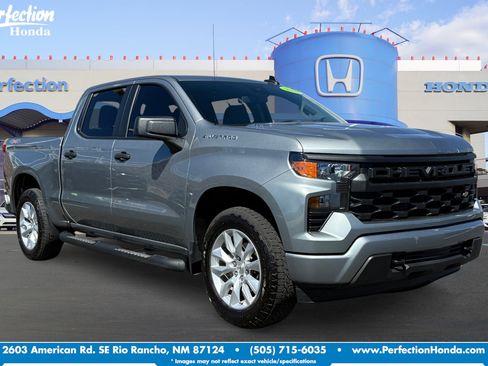 Used 2025 Chevrolet Silverado 1500 Custom AWD/4WD image 1