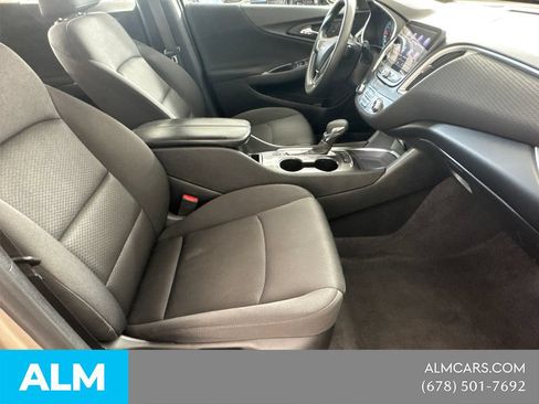 Used 2024 Chevrolet Malibu LT FWD image 16