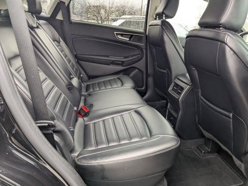 Used 2023 Ford Edge SEL image 30