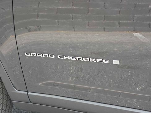 New 2026 Jeep Grand Cherokee Laredo X AWD/4WD image 26
