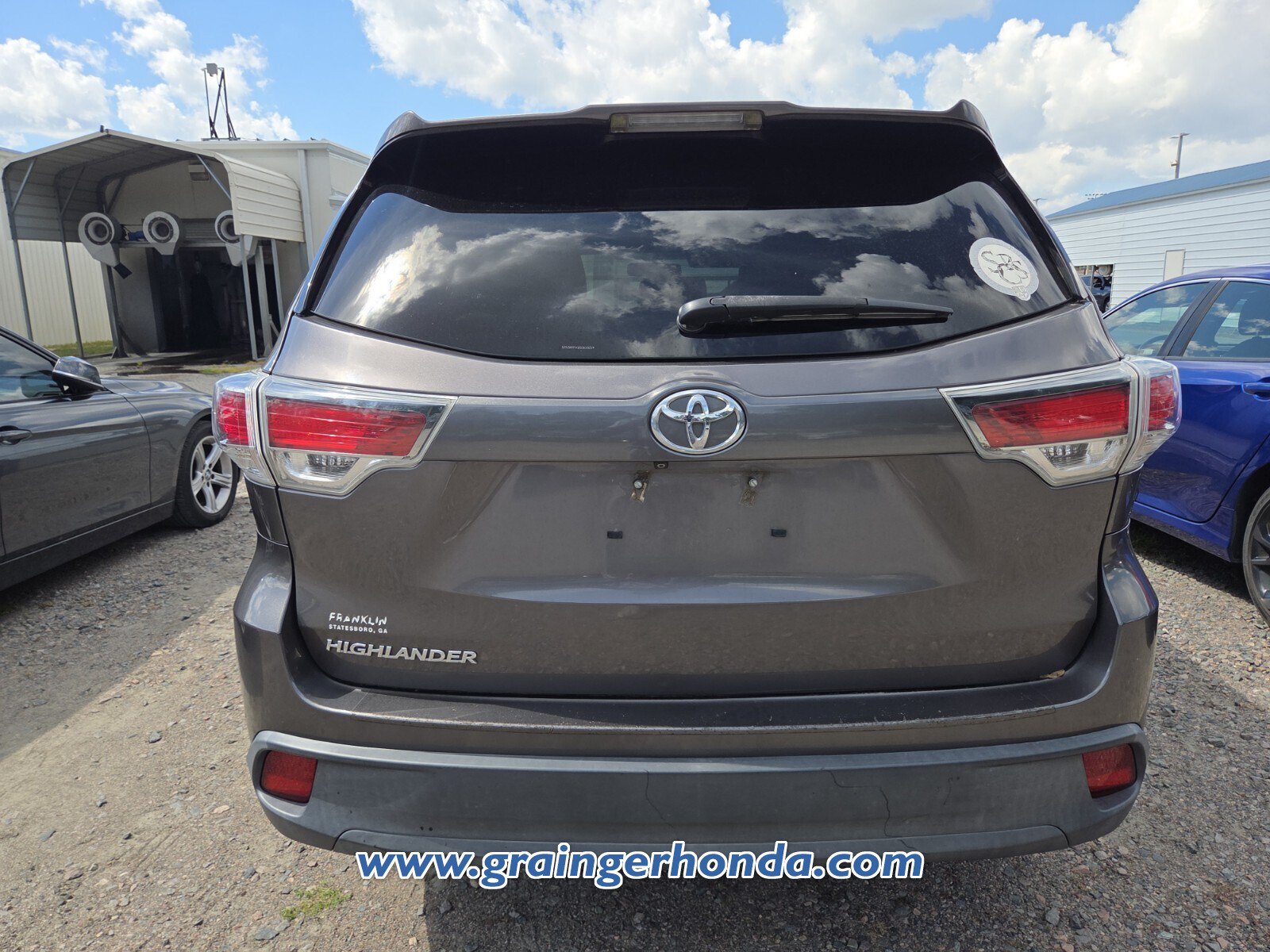 Used 2016 Toyota Highlander LE FWD image 7