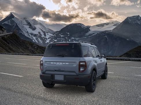 New 2025 Ford Bronco Sport Outer Banks w/ Outer Banks Tech Package+ AWD/4WD image 8