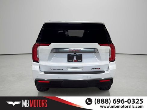 Used 2024 GMC Yukon XL AT4 w/ AT4 Premium Package AWD/4WD image 2