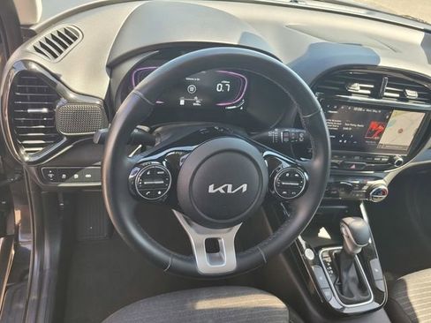 Used 2023 Kia Soul EX FWD image 30