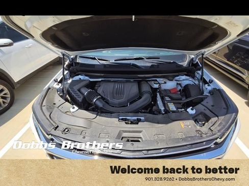 Used 2026 Chevrolet Traverse LT w/ Driver Confidence Package FWD image 13