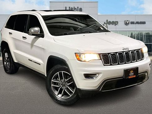 Used 2020 Jeep Grand Cherokee Limited w/ Luxury Group II image 22