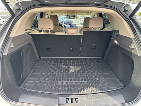 Used 2024 Lincoln Corsair AWD image 32