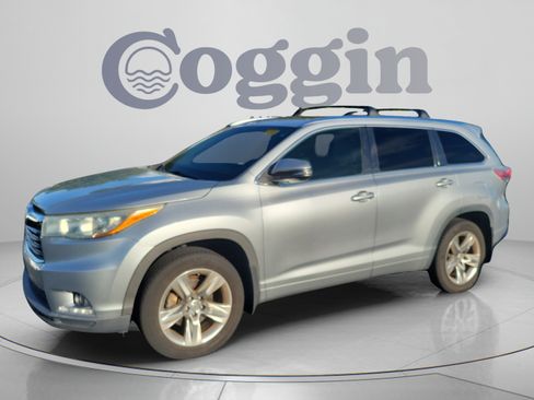 Used 2015 Toyota Highlander Limited Platinum AWD/4WD image 1