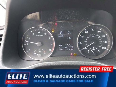 Used 2017 Hyundai Elantra SE image 13