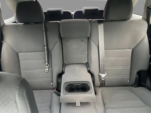 Used 2017 Kia Sorento AWD image 16