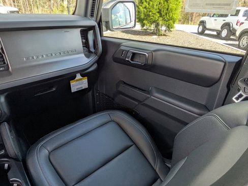 New 2025 Ford Bronco Badlands AWD/4WD image 18