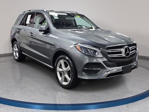 Used 2017 Mercedes-Benz GLE 350 4MATIC image 3