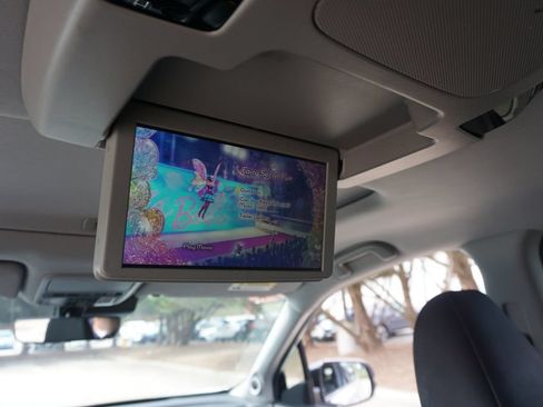 Used 2022 Honda Pilot Touring image 17
