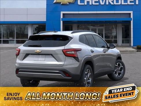 New 2026 Chevrolet Trax LT image 4
