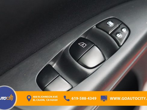 Used 2017 Nissan Sentra SV w/ Style Package FWD image 17