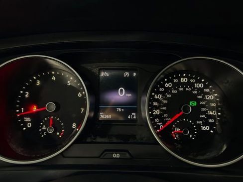 Used 2018 Volkswagen Tiguan S image 16