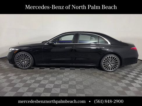 Certified 2022 Mercedes-Benz S 500 4MATIC image 3