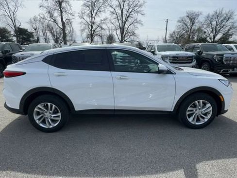 New 2026 Buick Envista Sport Touring w/ Convenience I Package FWD image 9