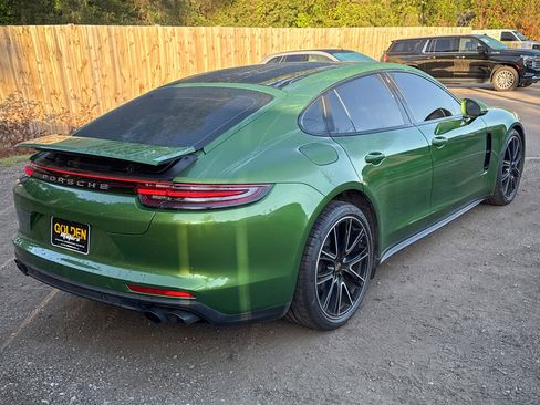 Used 2018 Porsche Panamera 4 AWD/4WD image 11