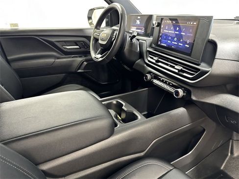 Used 2024 Chevrolet Silverado EV W/T image 27