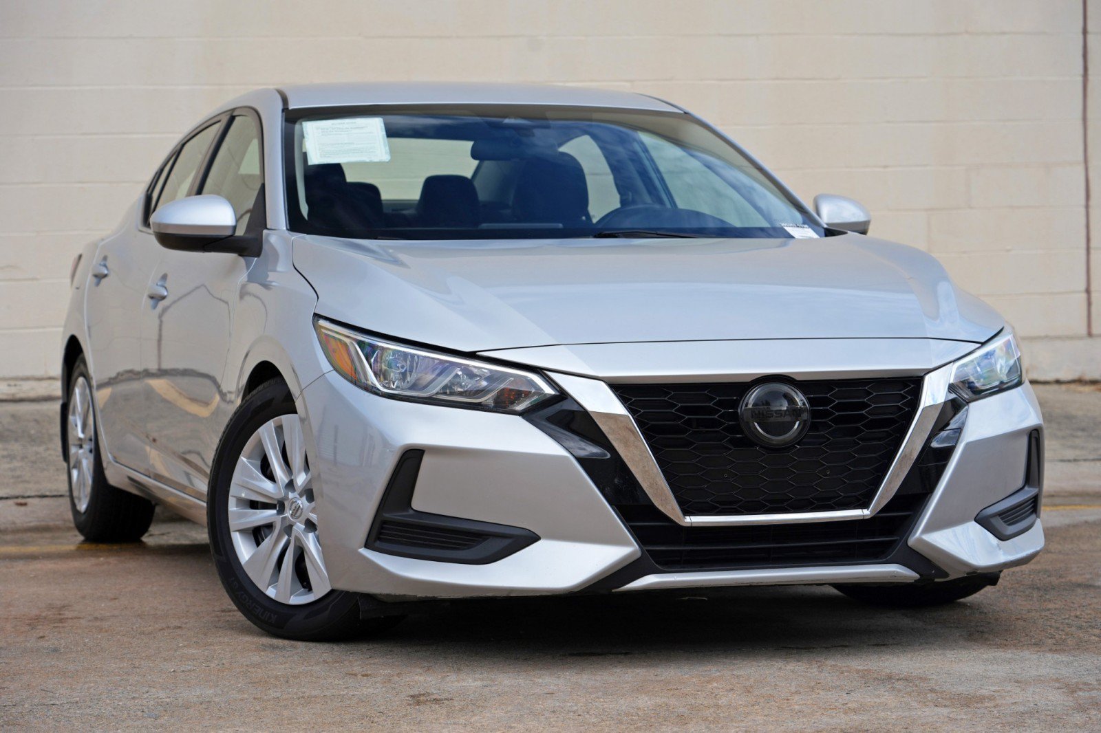 Used 2020 Nissan Sentra S FWD image 2