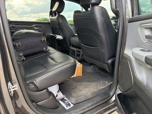 Used 2022 RAM 1500 Big Horn AWD/4WD image 12
