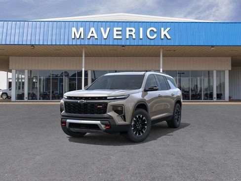 New 2026 Chevrolet Traverse Z71 w/ Enhanced Driving Package AWD/4WD image 8
