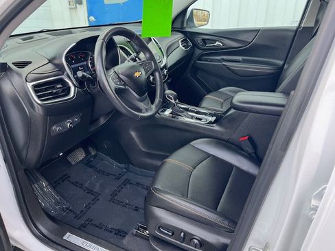Used 2022 Chevrolet Equinox Premier AWD/4WD image 6