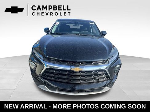 Used 2025 Chevrolet Blazer LT FWD image 8